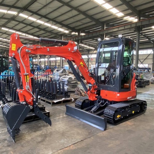 Product Name: EPA/Euro 5 China Mini Excavator with EPA Kubota Engine, 2 Ton, 1 Ton, 1.7 Ton Excavator Cabin Mini Excavator